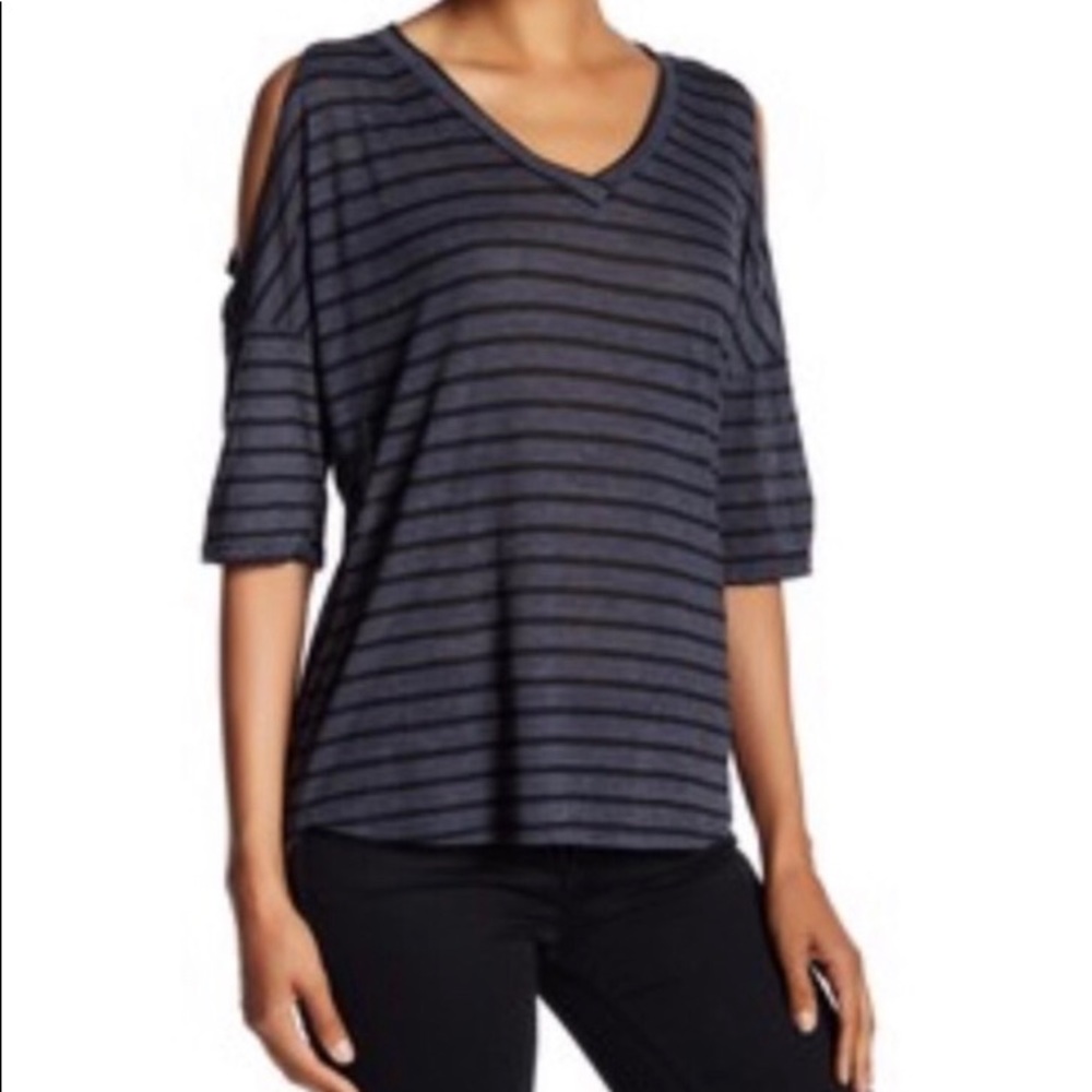 NWOT cold shoulder tee